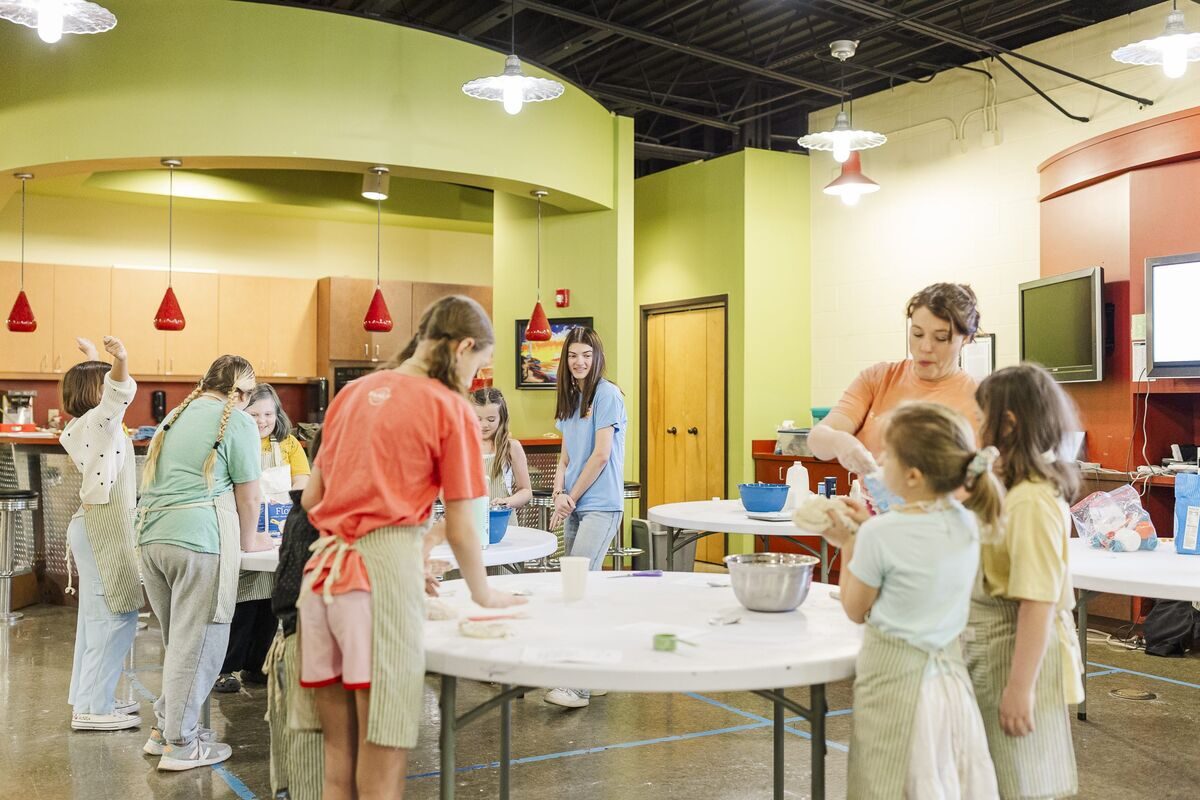 Cooking Classes camp — kids learning kitchen skills